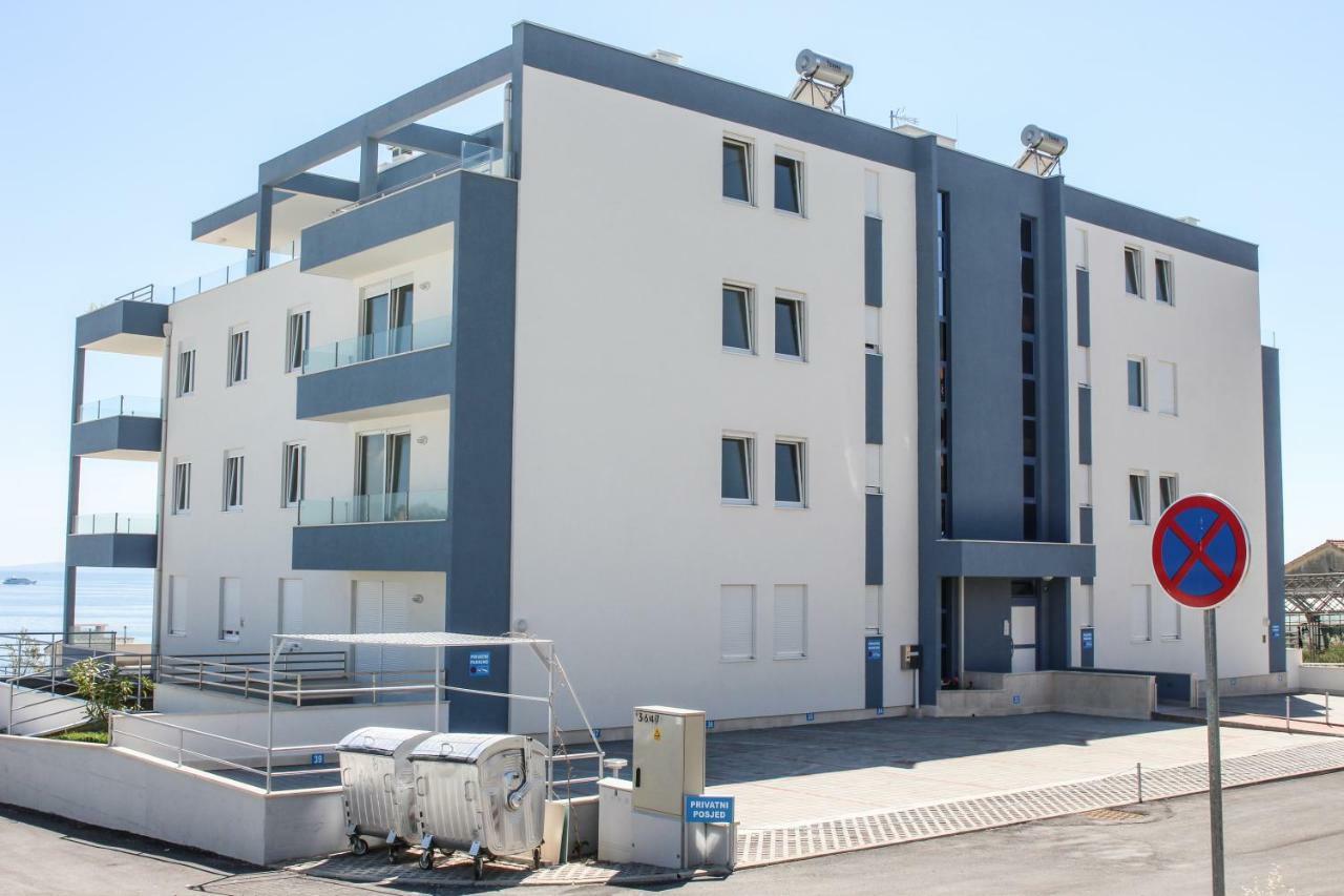 As'S Apartment Split Exterior photo